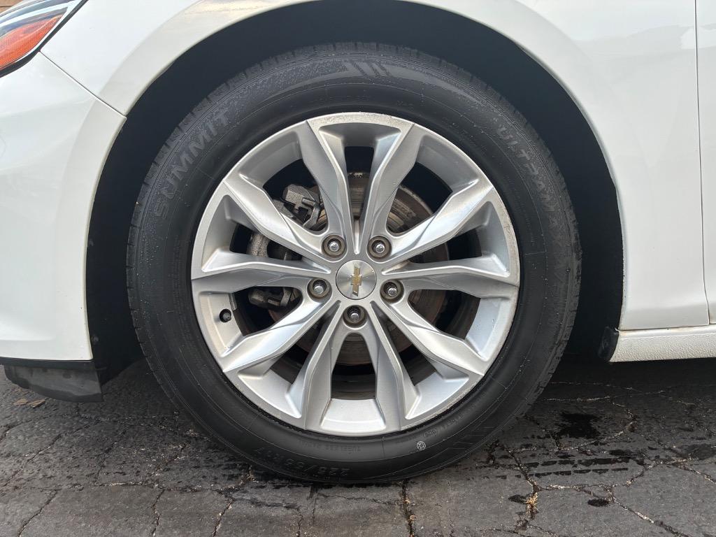 2019 Chevrolet Malibu LS photo 26