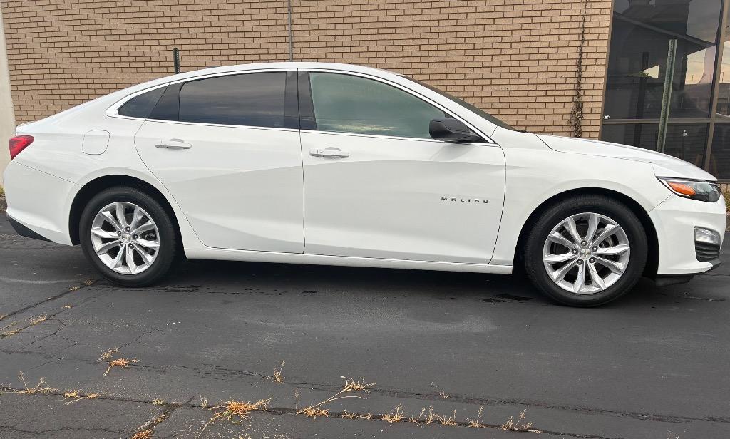 2019 Chevrolet Malibu LS photo 5