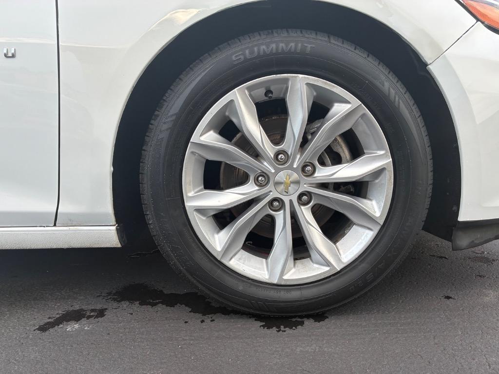 2019 Chevrolet Malibu LS photo 24