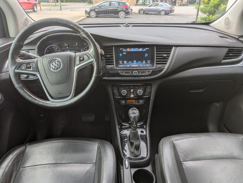 2018 Buick Encore Essence photo 2