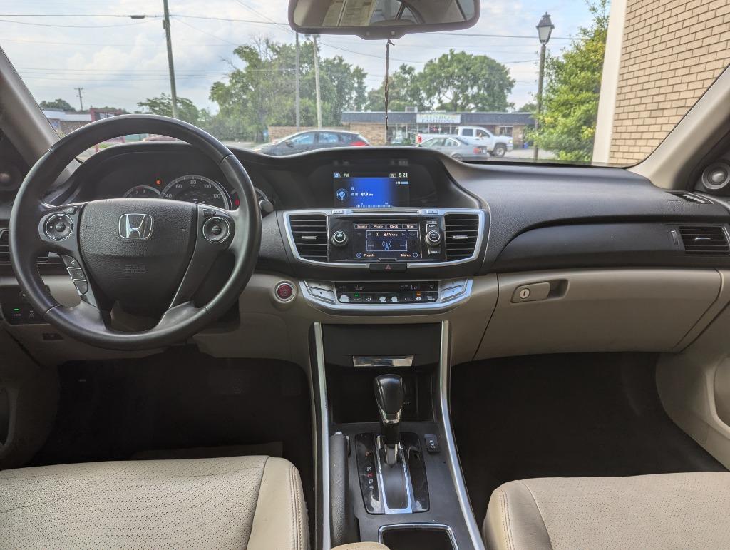 2015 Honda Accord EX-L photo 2