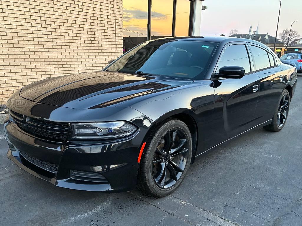 2016 Dodge Charger SE