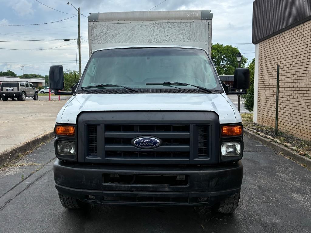 2015 Ford E-Series Cutaway Base - Photo 7