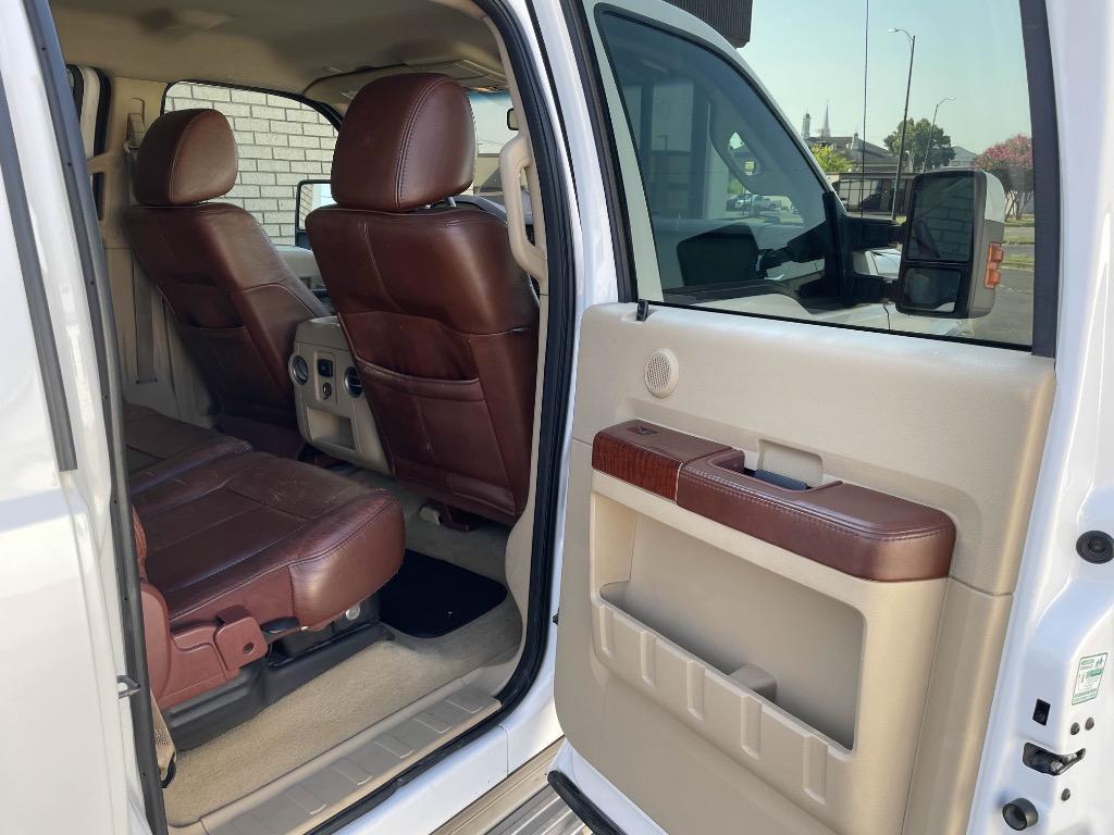 2011 Ford F-350 Super Duty King Ranch - Photo 19