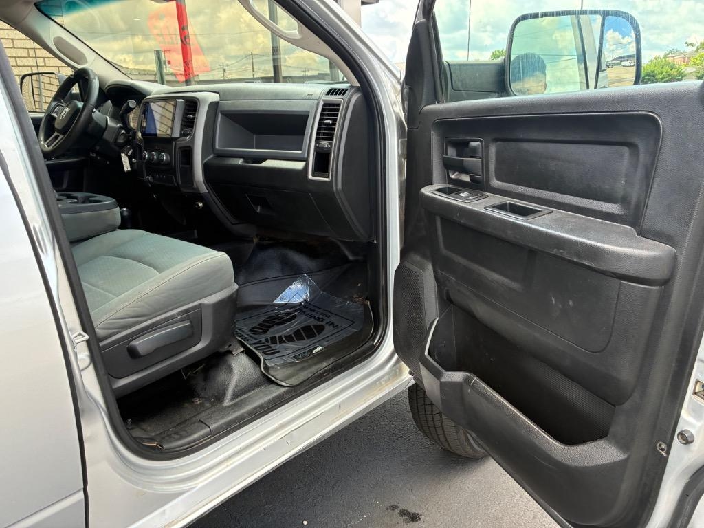 2017 RAM Ram 3500 Pickup Tradesman - Photo 22
