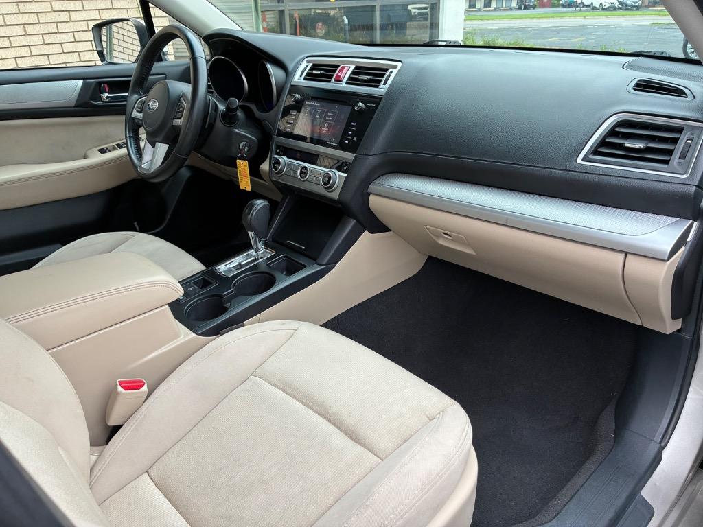 2017 Subaru Legacy Premium - Photo 18