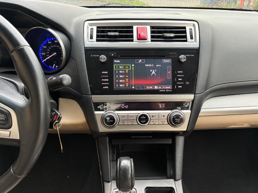 2017 Subaru Legacy Premium - Photo 13