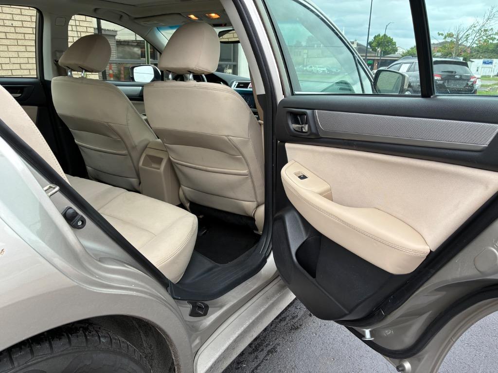 2017 Subaru Legacy Premium - Photo 22