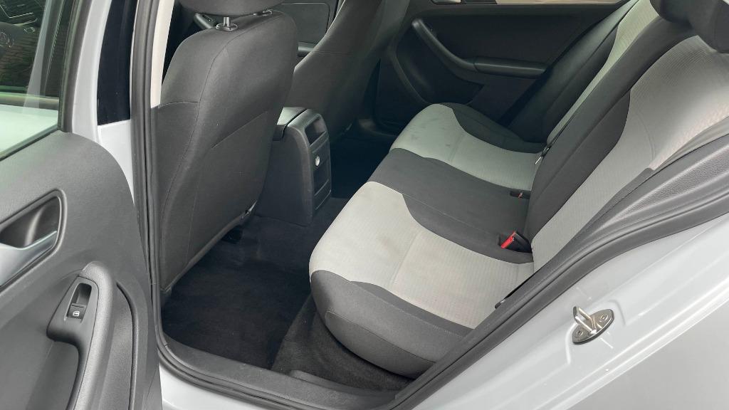 2018 Volkswagen Jetta S photo 11