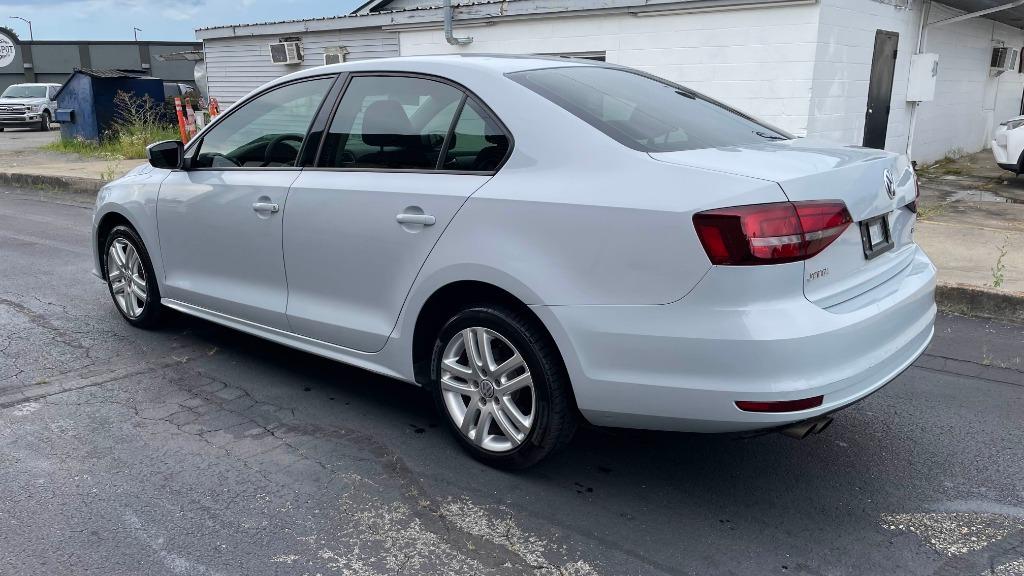2018 Volkswagen Jetta S photo 6