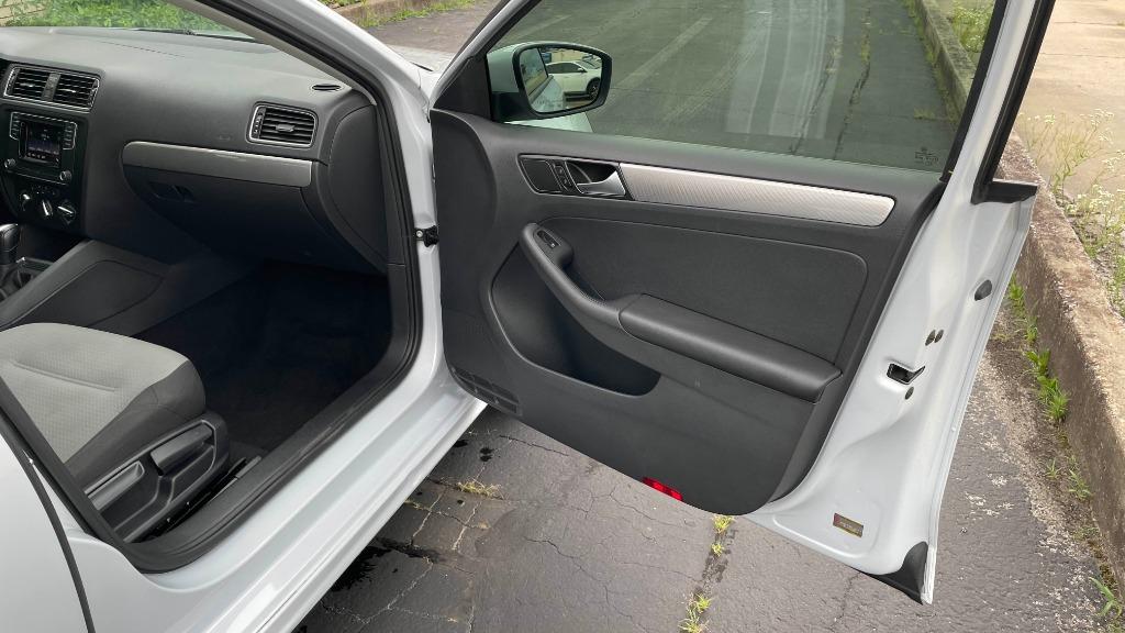 2018 Volkswagen Jetta S photo 14